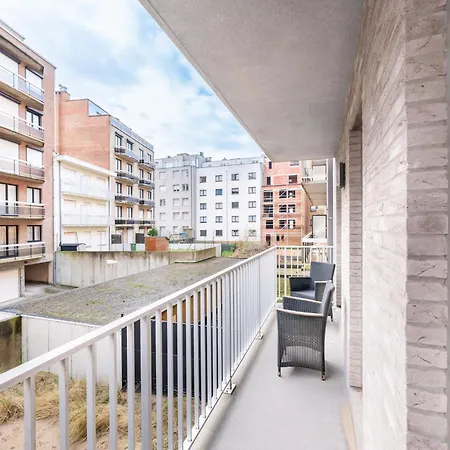 Apartment With Sea View In St-idesbald